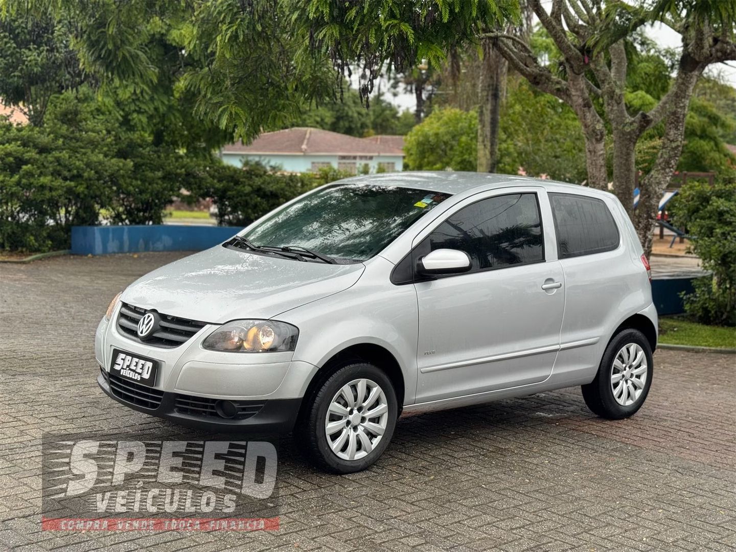 Volkswagen Fox Plus 1 6mi 1 6mi Total Flex 8V 3P - foto 3