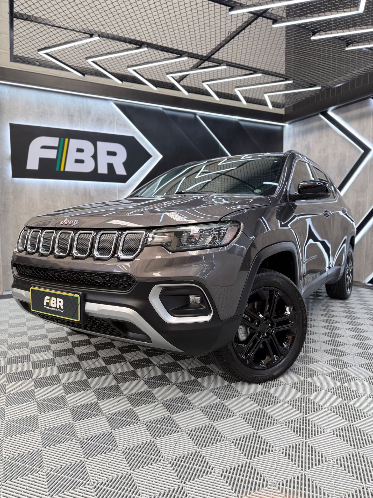 Jeep Compass Long Td 350 2.0 4X4 Diesel Automático - foto 3