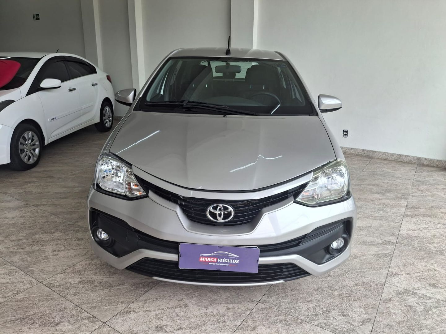 Toyota Etios X 1.3 Flex 16V 5P Mec. - foto 3