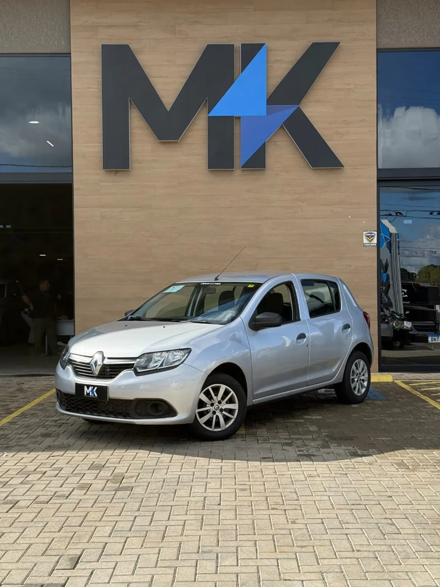 Renault Sandero Authentique Flex 1.0 12V 5P - foto 2