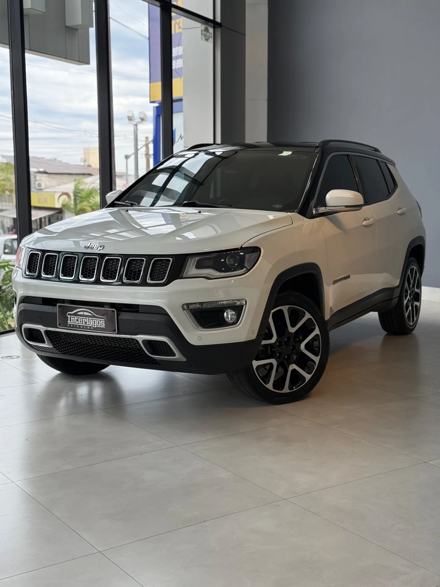 Jeep Compass Limited 2.0 4X4 Diesel 16V Automático - foto 2