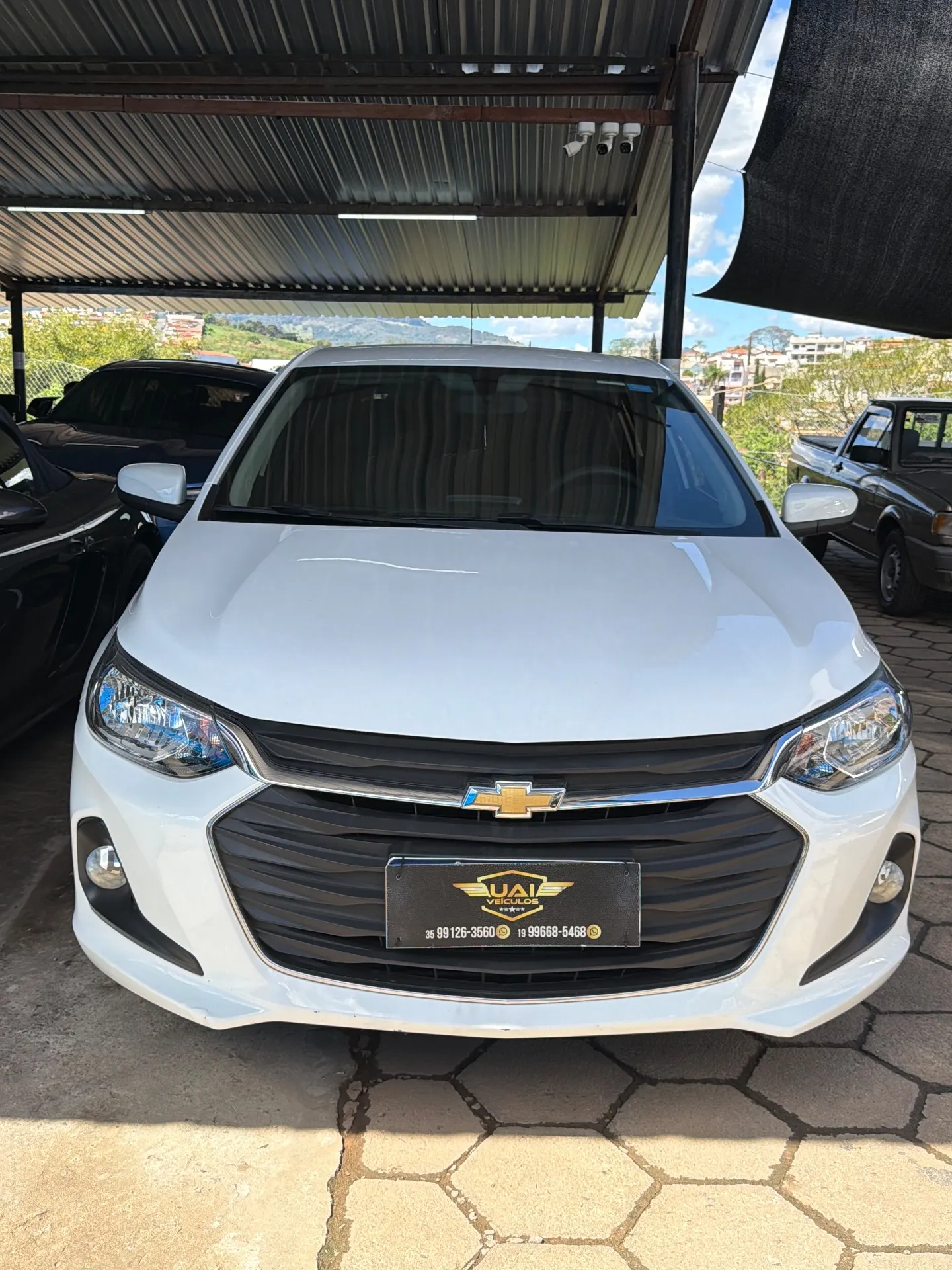 Chevrolet Onix Hatch LT 1.0 12V Tb Flex 5P Mec - foto 2