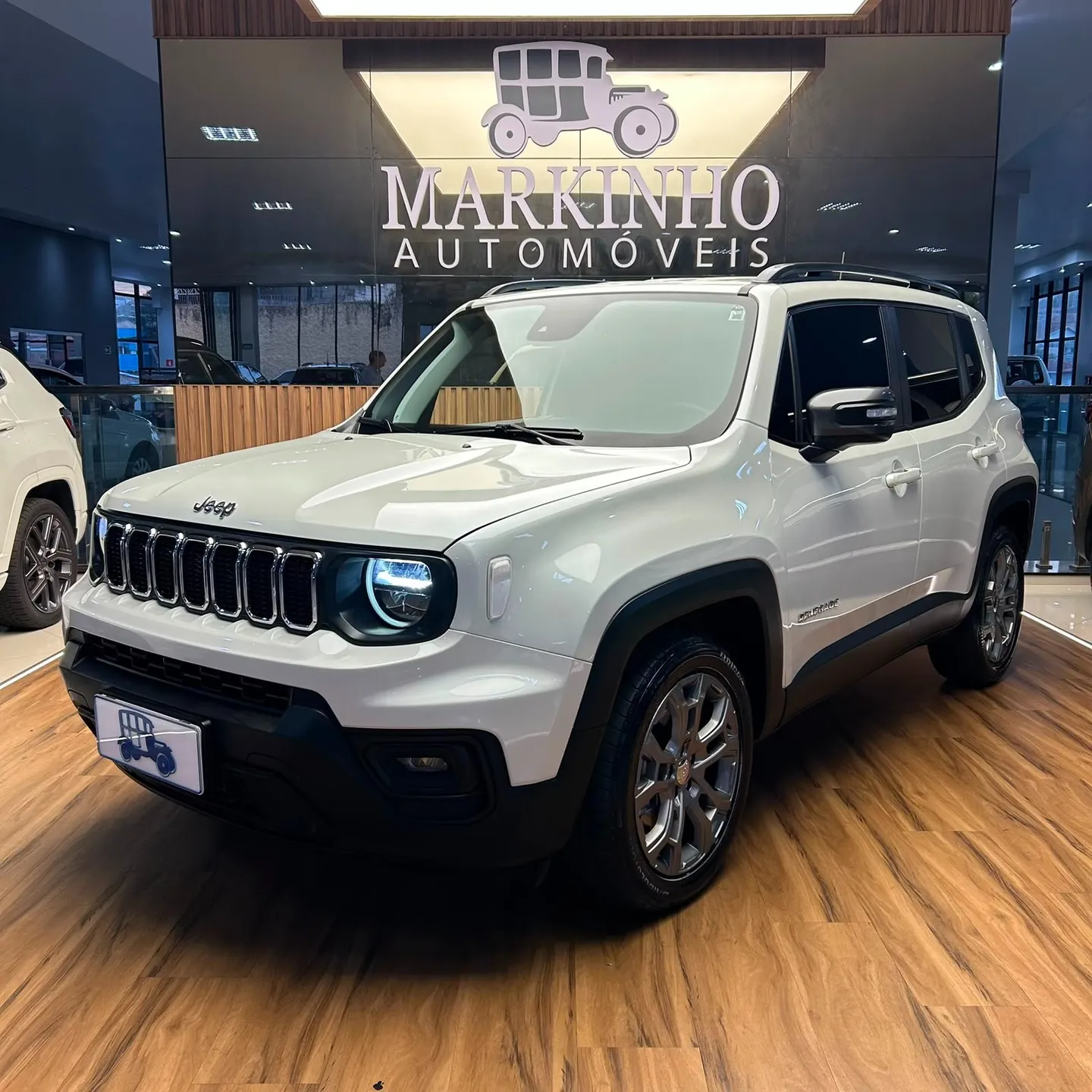 Jeep Renegade Long T270 1.3 Tb 4X2 Flex Automático - foto 2