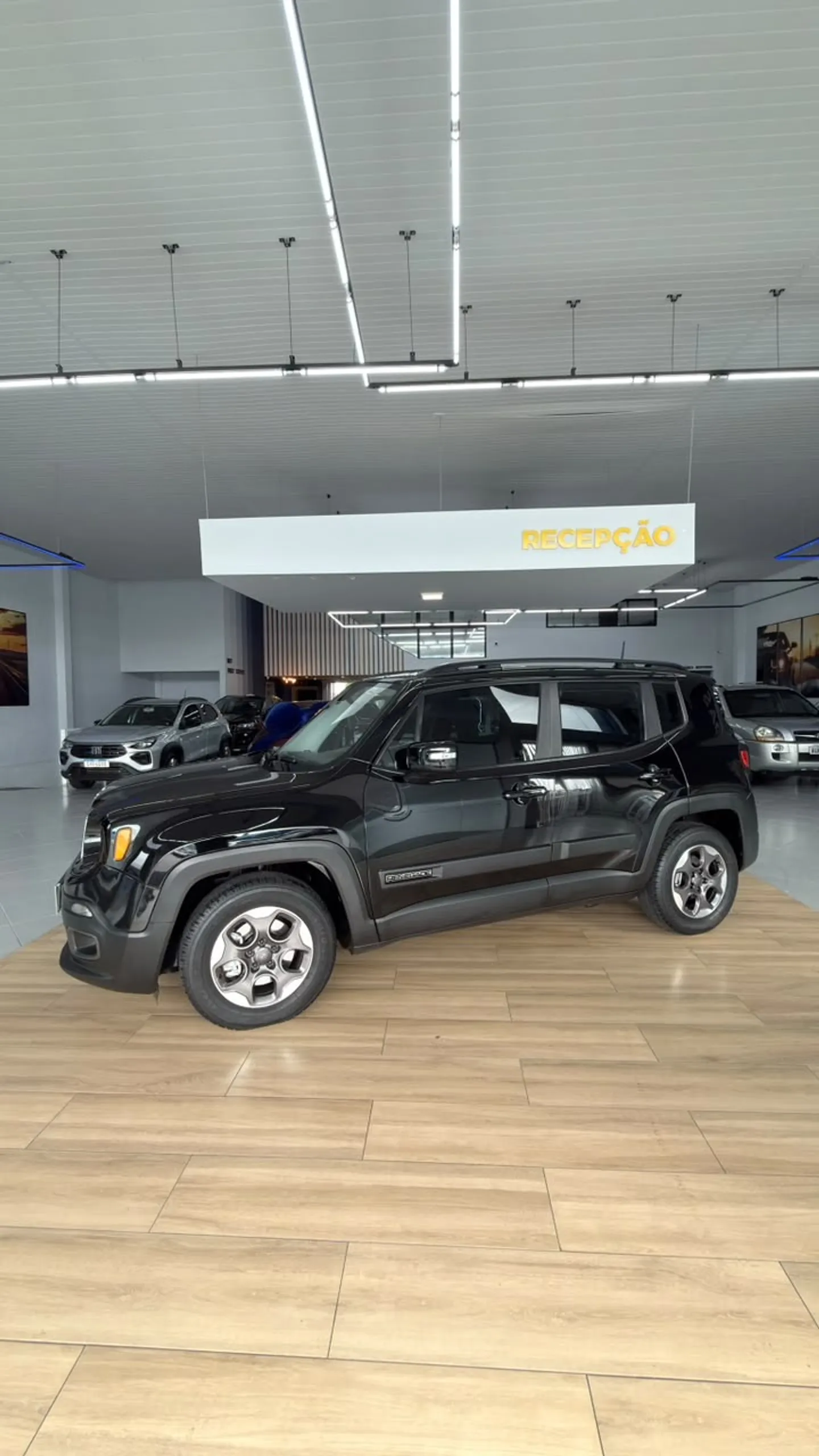 Jeep Renegade 1.8 4X2 Flex 16V Aut. - foto 2