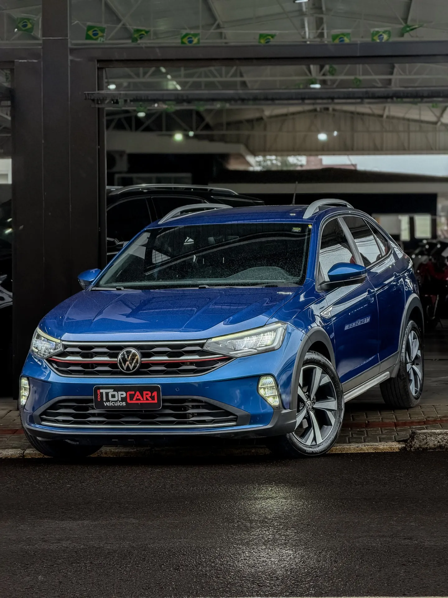 Volkswagen Nivus Highline 1.0 200 TSI Flex Automático - foto 2