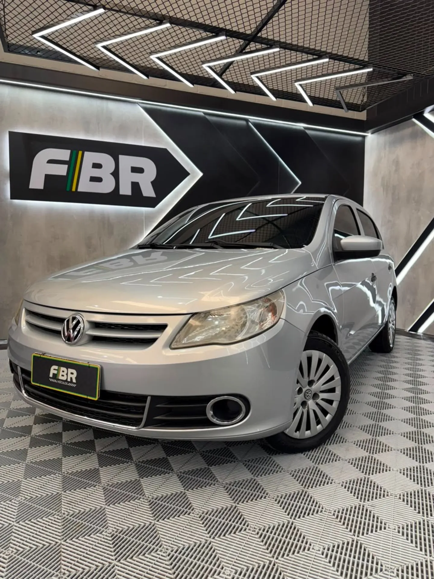Volkswagen Gol Novo 1.0 Mi Total Flex 8V 4P - foto 2