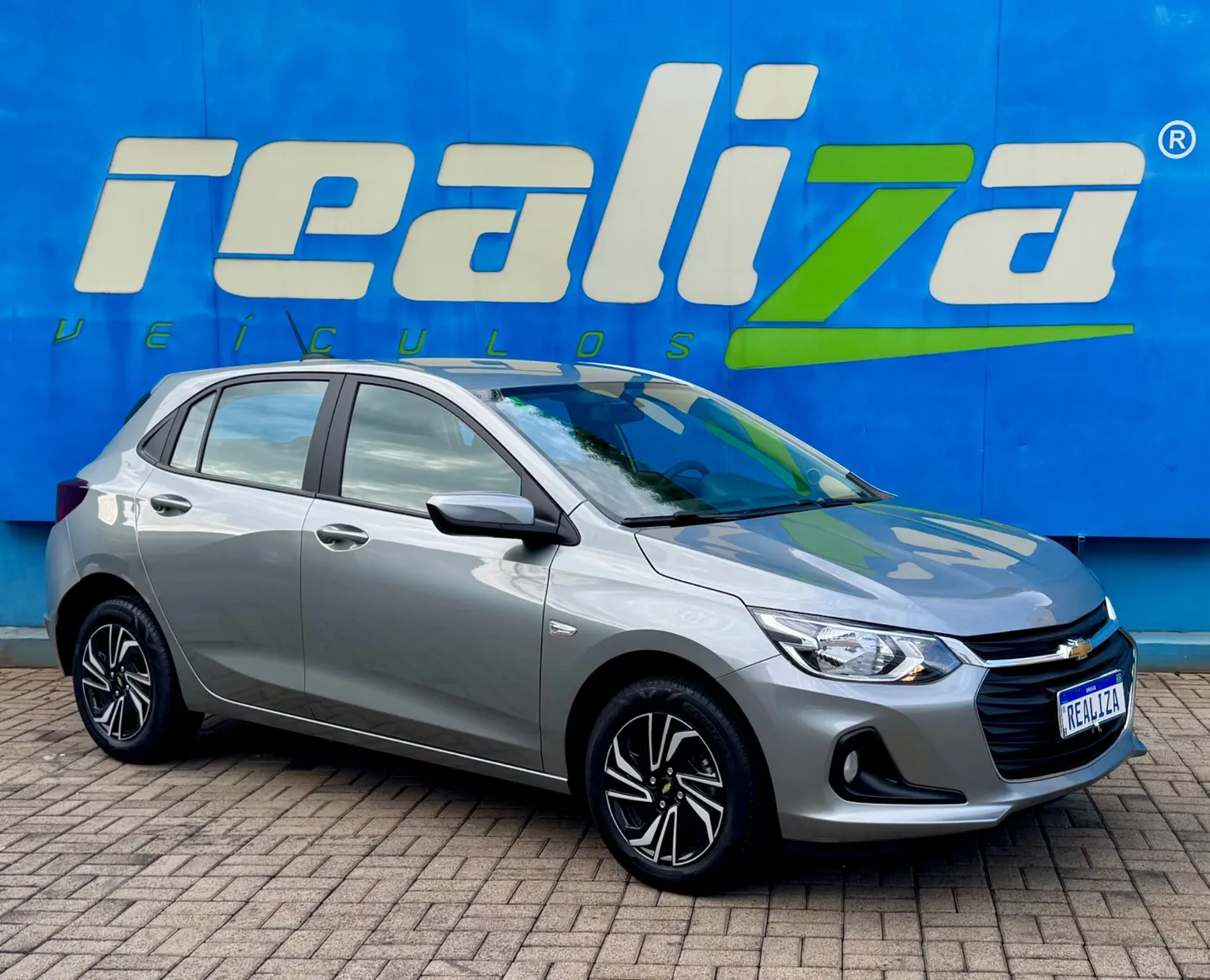 Chevrolet Onix Hatch LT 1.0 12V Flex 5P Mec - foto 2