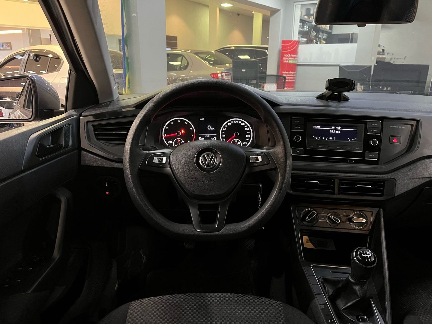 VolksWagen Polo 1.6 MSI Flex 16V 5p