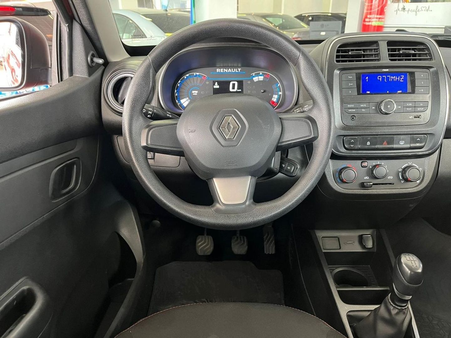 Renault KWID Zen 1.0 Flex 12V 5p Mec.