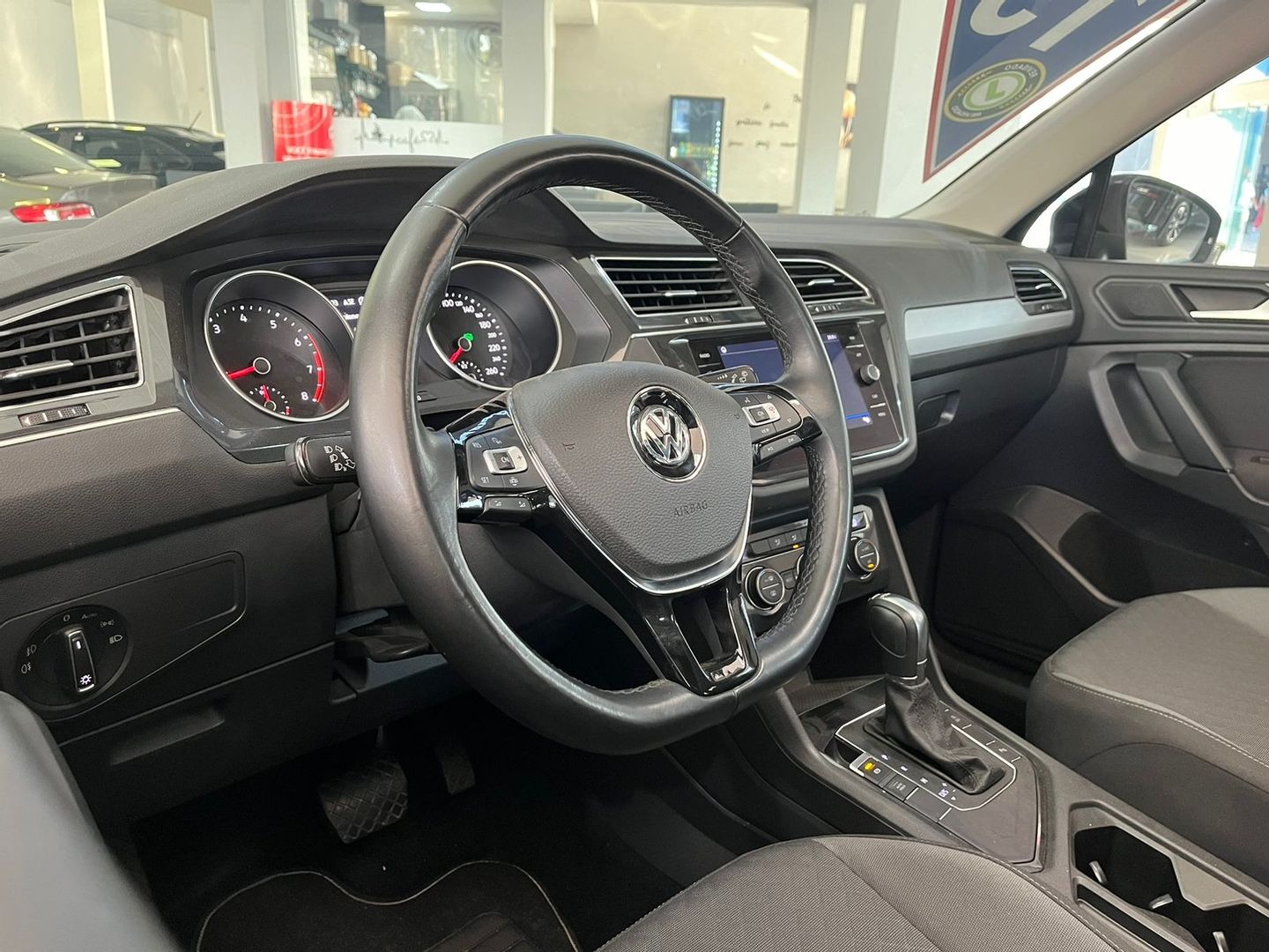 VolksWagen TIGUAN Allspac 250 TSI 1.4 Flex