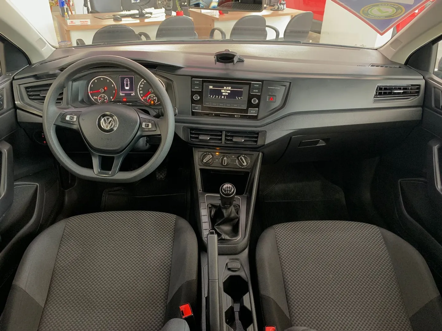 Volkswagen Polo 1.6 16v Msi 5p