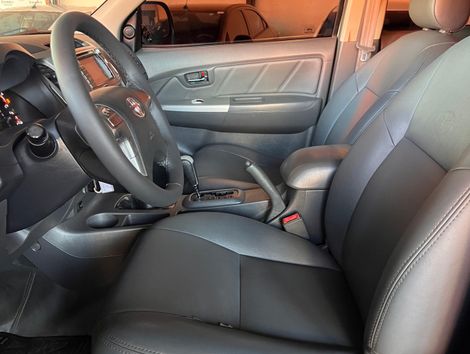 Toyota Hilux CD SRV D4-D 4x4 3.0 TDI Diesel Aut