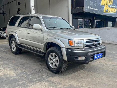 Toyota Hilux SW4 4x4 3.0 8V TB Diesel