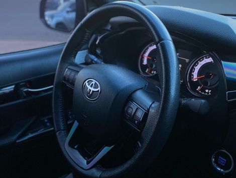 Toyota Hilux CD SRX 4x4 2.8 TDI 16V Diesel Aut.