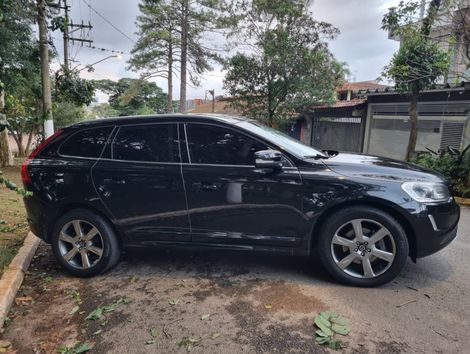 Volvo XC 60 R-DESIGN 3.0 304cv AWD 5p