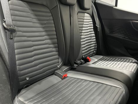 Fiat Fastback Audace 200 TB Aut (Hibrído)
