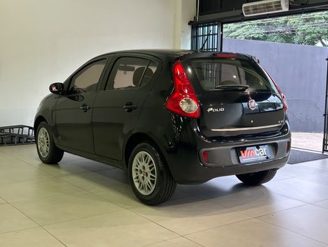 Fiat Palio ESSENCE 1.6 Flex 16V 5p