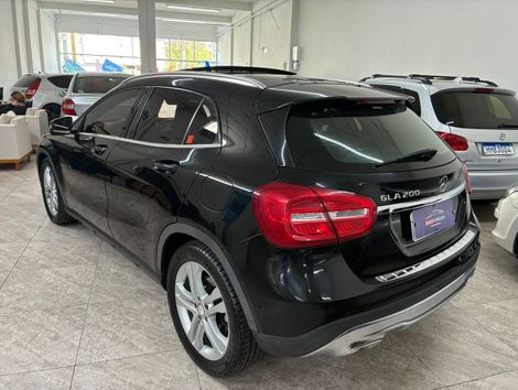 Mercedes GLA 200 Advance 1.6/1.6 TB 16V Flex Aut.