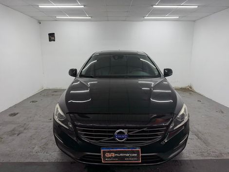 Volvo S60 T-5 MOMENTUM 2.0 245cv 4p