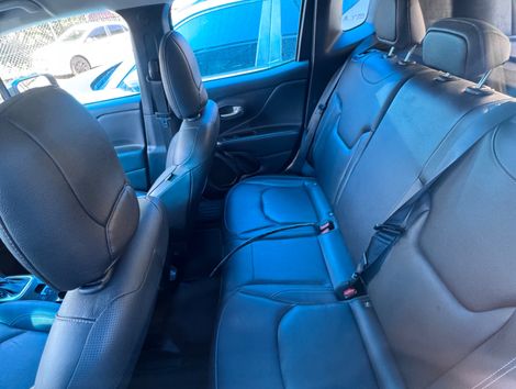 Jeep Renegade Long. T270 1.3 TB 4x2 Flex Aut.