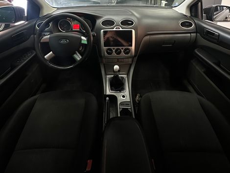 Ford Focus 1.6 S/SE/SE Plus Flex 8V/16V  5p