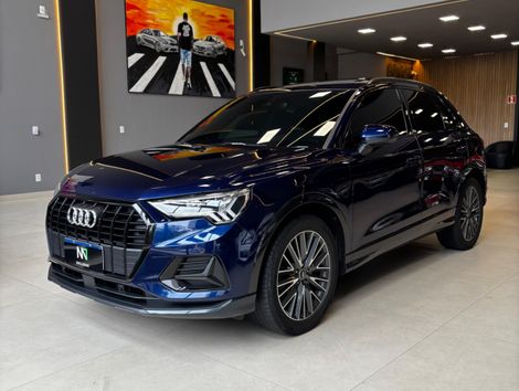 Audi Q3 Black Ed. 1.4 TFSI Flex/Black S-tron.