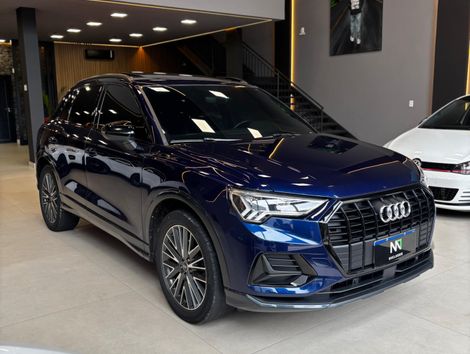 Audi Q3 Black Ed. 1.4 TFSI Flex/Black S-tron.