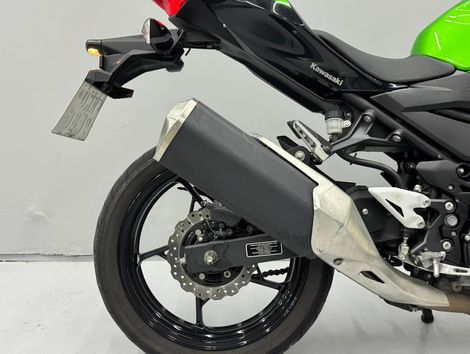 KAWASAKI Z 400