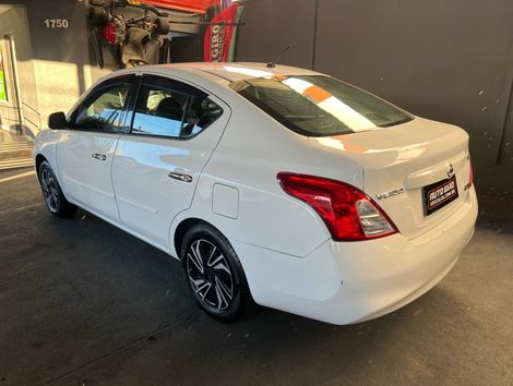 Nissan VERSA SV 1.6 16V Flex Fuel 4p Mec.