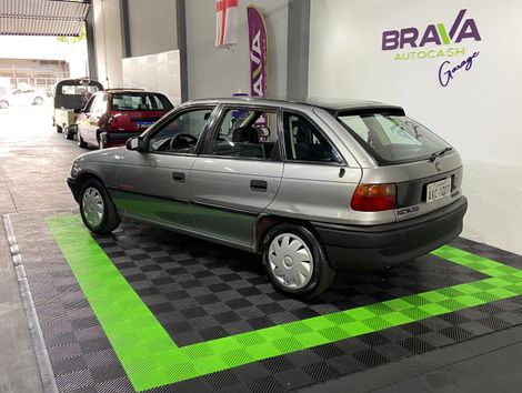 Chevrolet Astra GLS 2.0 MPFI