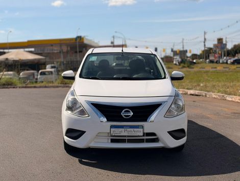 Nissan VERSA SV 1.6 16V FlexStart 4p Aut.