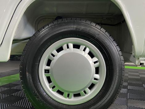VolksWagen Kombi Carat