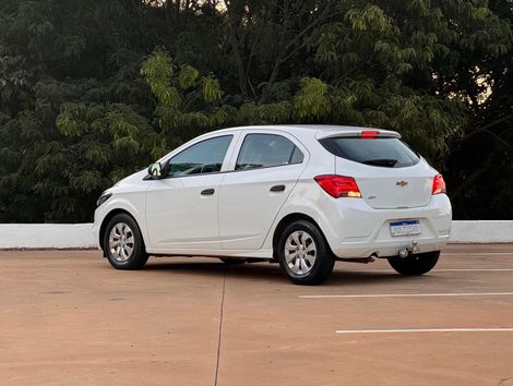 Chevrolet ONIX HATCH Joy 1.0 8V Flex 5p Mec.
