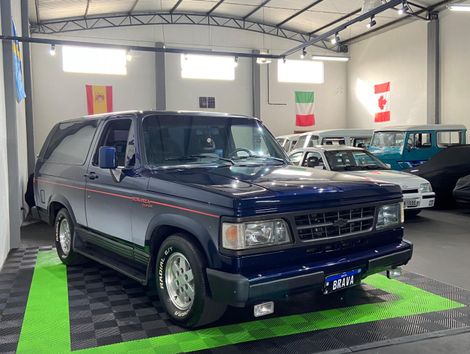 Chevrolet Bonanza S / Luxe 4.0 Diesel Turbo