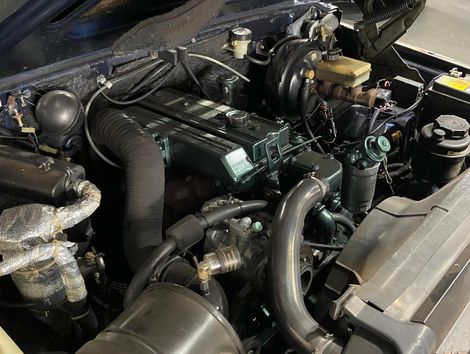 Chevrolet Bonanza S / Luxe 4.0 Diesel Turbo