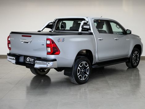 Toyota Hilux CD SRX 4x4 2.8 TDI 16V Diesel Aut.