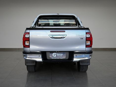 Toyota Hilux CD SRX 4x4 2.8 TDI 16V Diesel Aut.