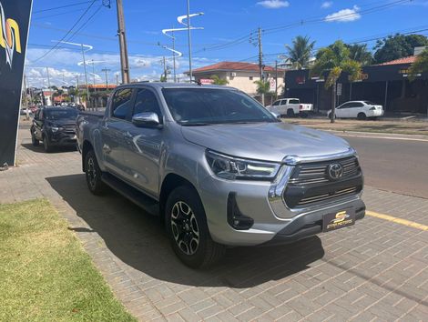 Toyota Hilux CD SRX 4x4 2.8 TDI 16V Diesel Aut.