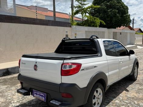 Fiat Strada Freedom 1.4 Flex 8V CD