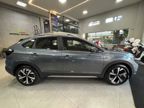 VolksWagen Nivus Highline 1.0 200 TSI Flex Aut.