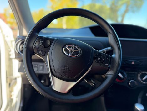 Toyota ETIOS X Plus Sedan 1.5 Flex 16V 4p Aut.