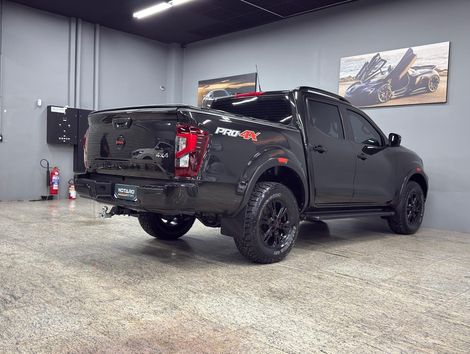 Nissan Frontier PRO4X CD 4x4 2.3 Bi-TB Die. Aut