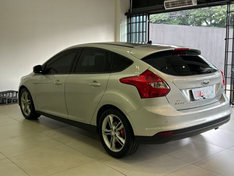 Ford Focus 2.0 16V/SE/SE Plus Flex 5p Aut.