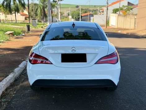 Mercedes CLA-180 1.6 16V 122cv Aut.