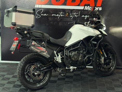 TRIUMPH TIGER 900