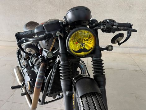 TRIUMPH BONNEVILLE BOBBER 1200cc