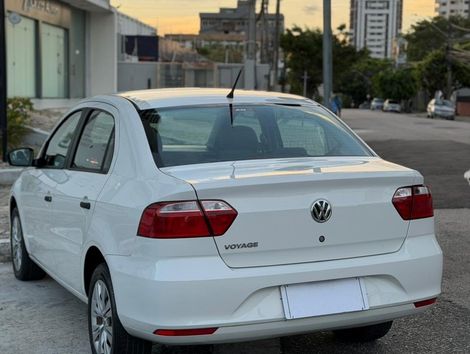 VolksWagen VOYAGE 1.6 MSI Flex 8V 4p