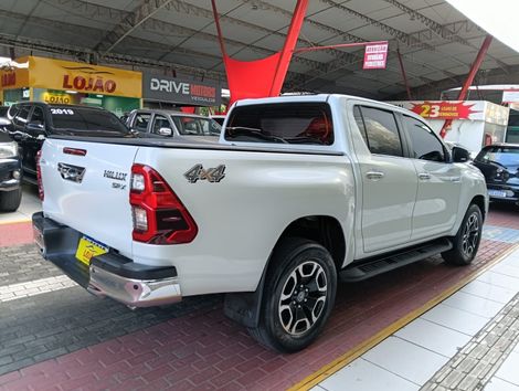 Toyota Hilux CD SRX 4x4 2.8 TDI 16V Diesel Aut.