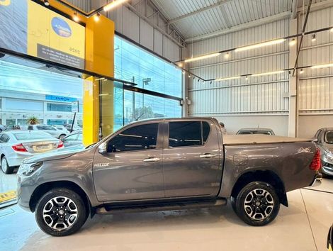 Toyota Hilux CD SRV 4x4 2.8 TDI Diesel Aut.
