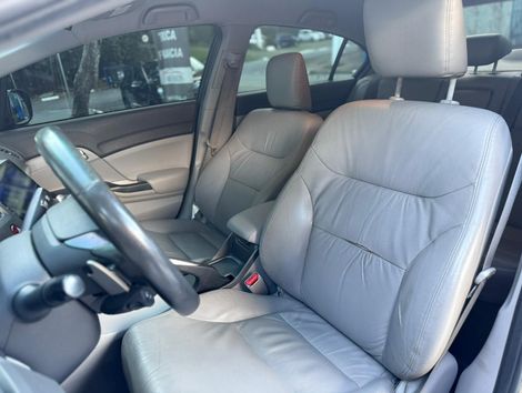 Honda Civic Sedan LXR 2.0 Flexone 16V Aut. 4p